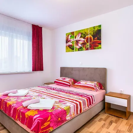 Guest house Dragan K3 *