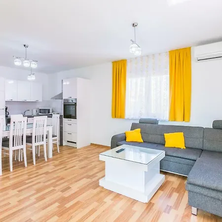 Dragan K3 Guest house *